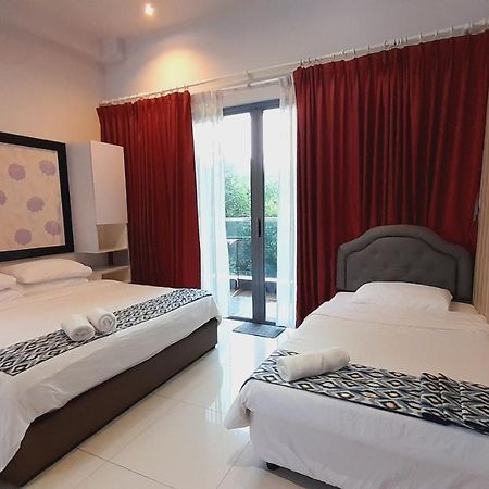 Bulan Guesthouse Imago Kota Kinabalu Esterno foto