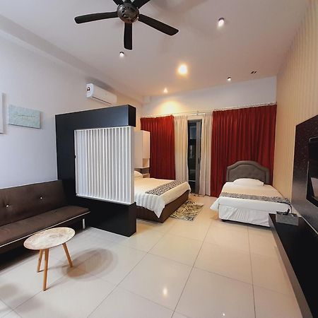 Bulan Guesthouse Imago Kota Kinabalu Esterno foto