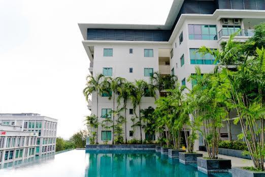 Bulan Guesthouse Imago Kota Kinabalu Esterno foto